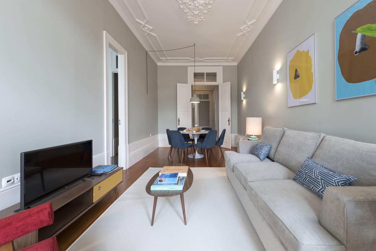 Lovelystay - Flower Stylish Apartment Porto Ngoại thất bức ảnh
